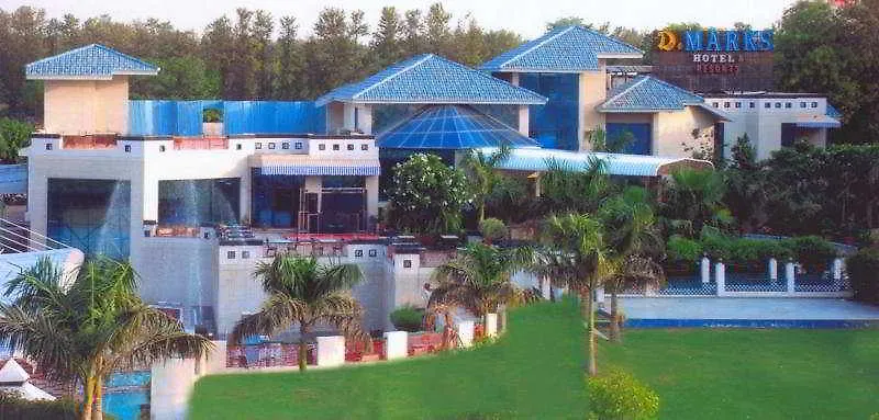Dee Marks Airport Hotel & Resorts New Delhi