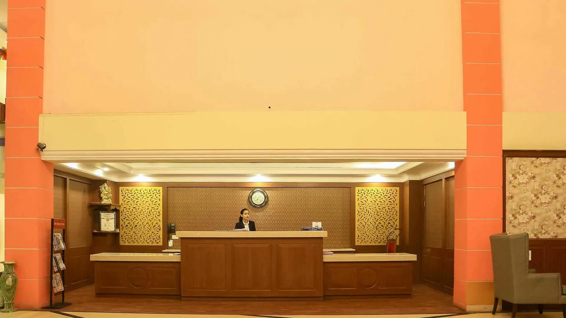 Dee Marks Airport Hotel & Resorts New Delhi