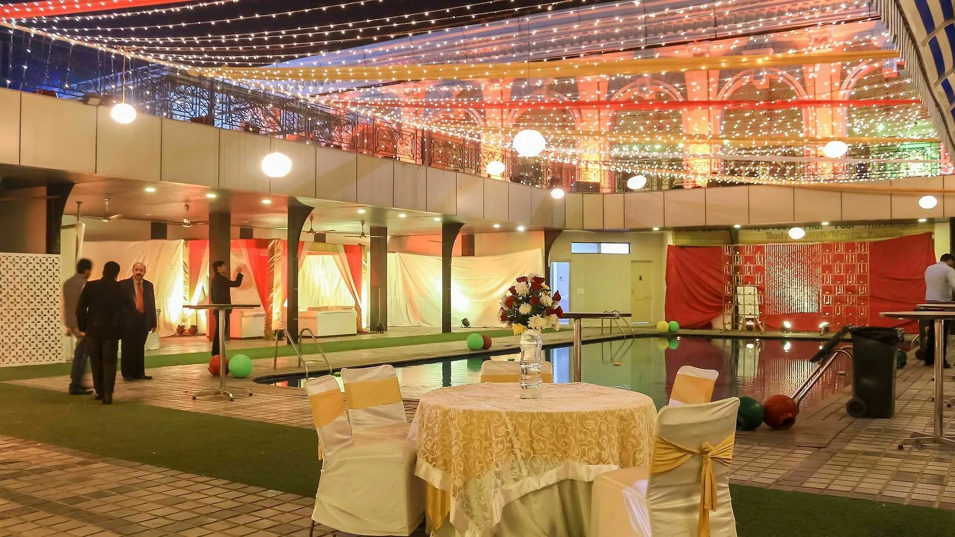 Dee Marks Airport Hotel & Resorts New Delhi