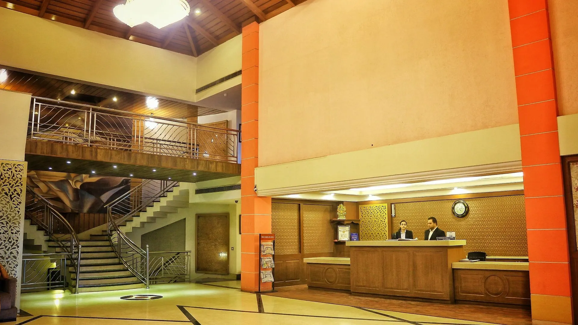 Dee Marks Airport Hotel & Resorts New Delhi 4*,