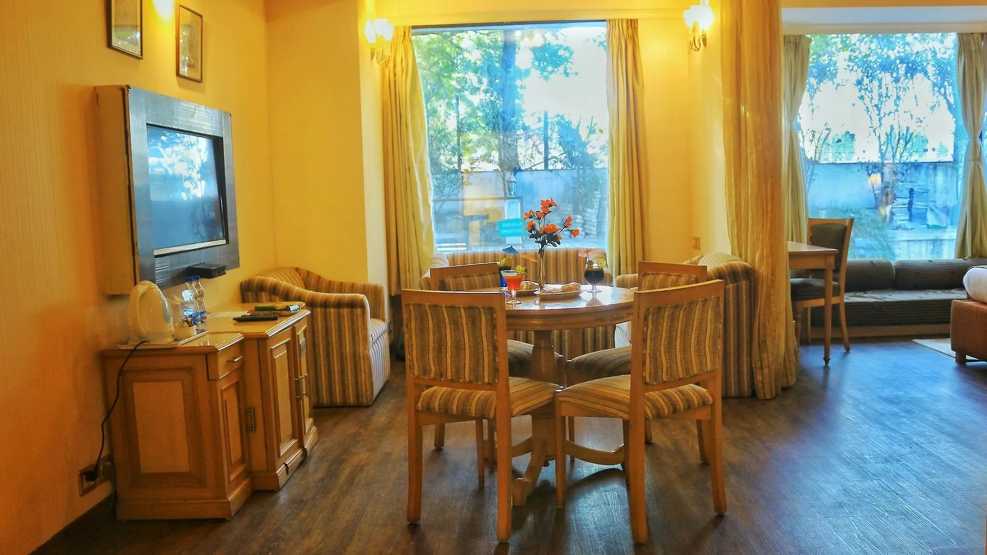 Dee Marks Airport Hotel & Resorts New Delhi India
